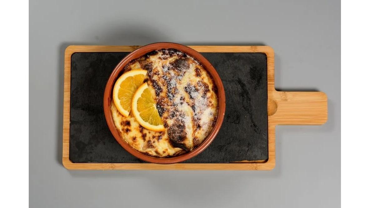 Clătite gratinate cu brânză și stafide