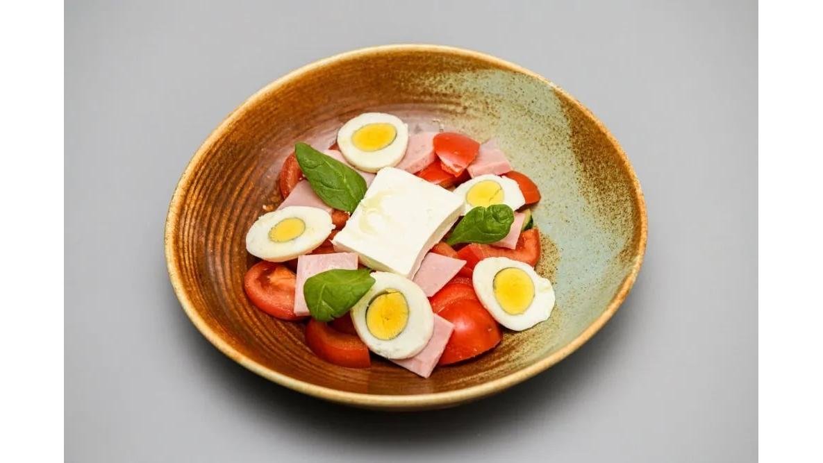Salată Bulgărească