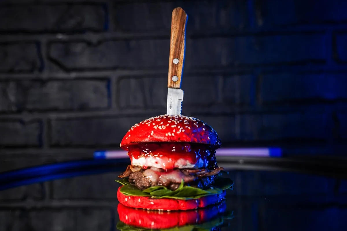 Burger Żurawinowy