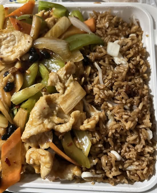 C21. Hunan Chicken
