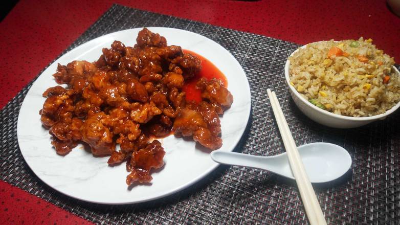 C29. Honey Chicken (Dinner Plate)