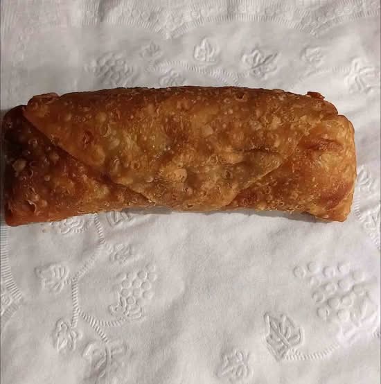 Egg Roll w. Chicken