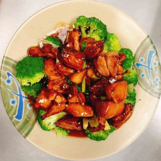 L35. Bourbon Chicken