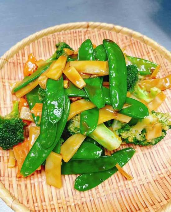 Snow Peas Broccoli