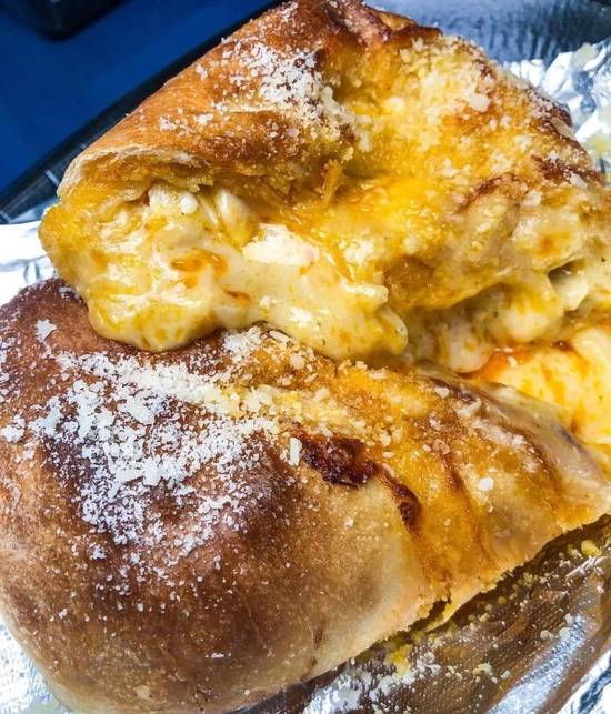 BUFFALO CALZONE