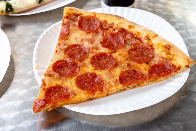 PEPPERONI SLICE
