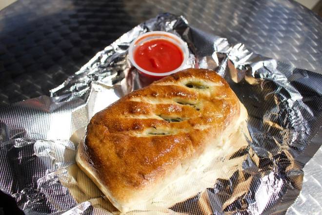SPINACH CALZONE