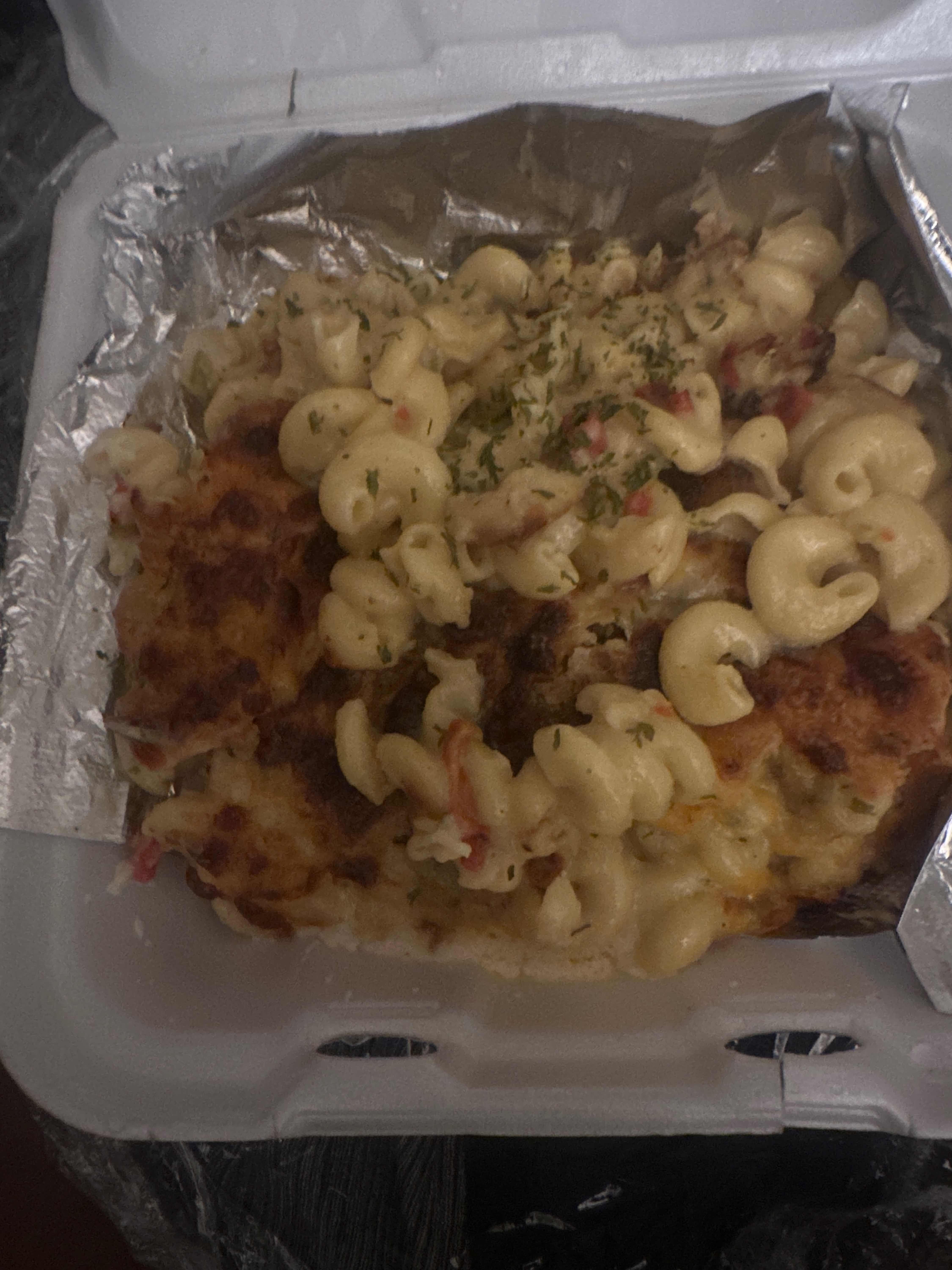 Lobster Mac and Cheese (Lakes & Oceans)