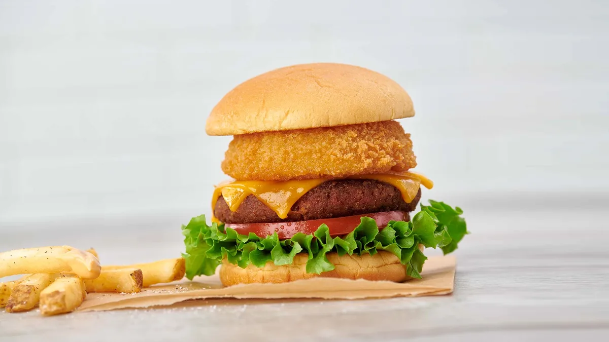 Moving Mountains Burger (Vegetarian option) 🌱