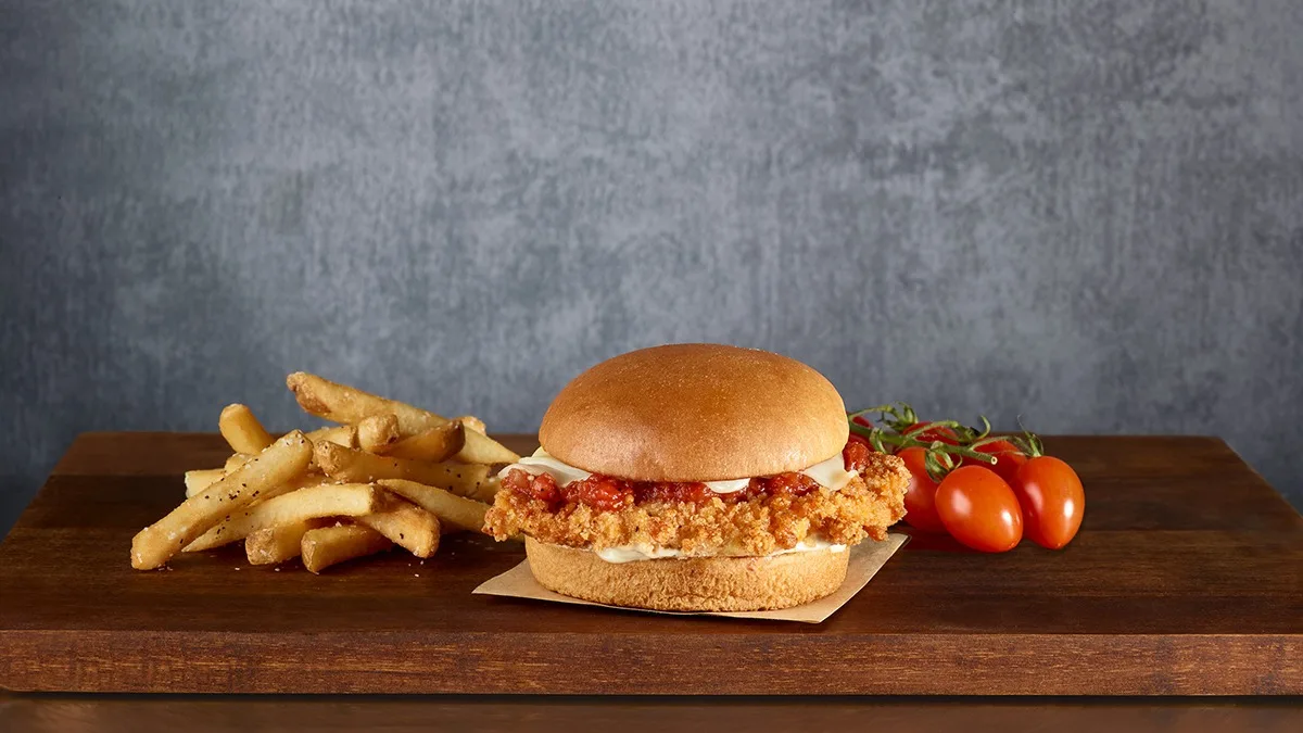 Kid Messi's Golden Chicken Sandwich