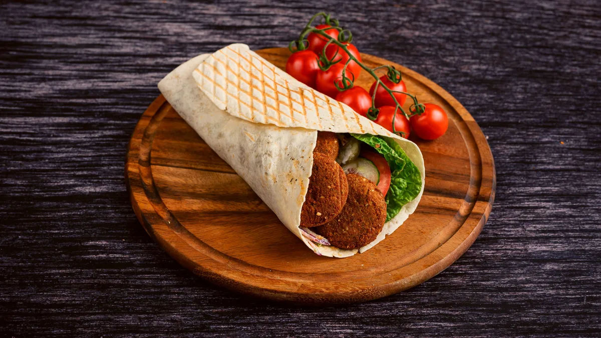 Falafel kebab