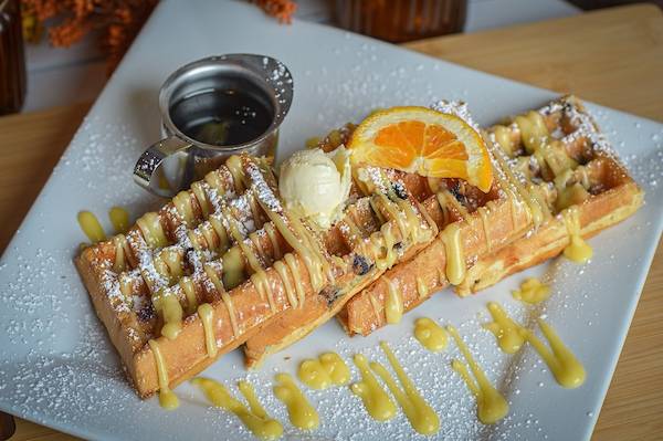 Tractor Blueberry Lemon Waffle