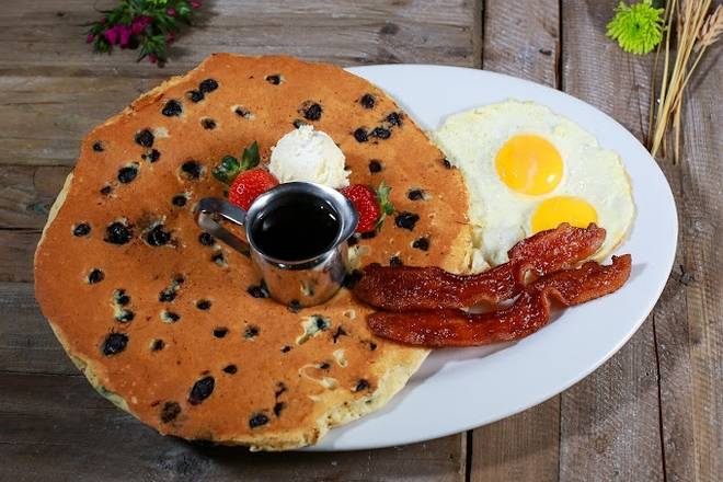 Tractor Pancake BlueBerry