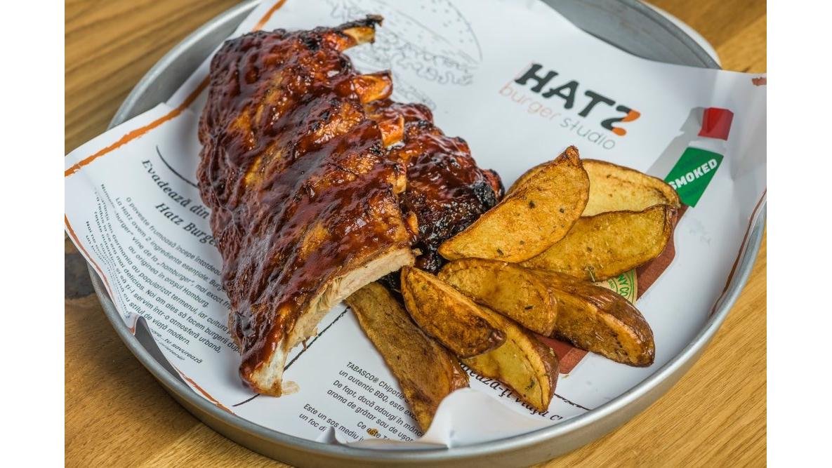 Coaste de pork cu sos bbq