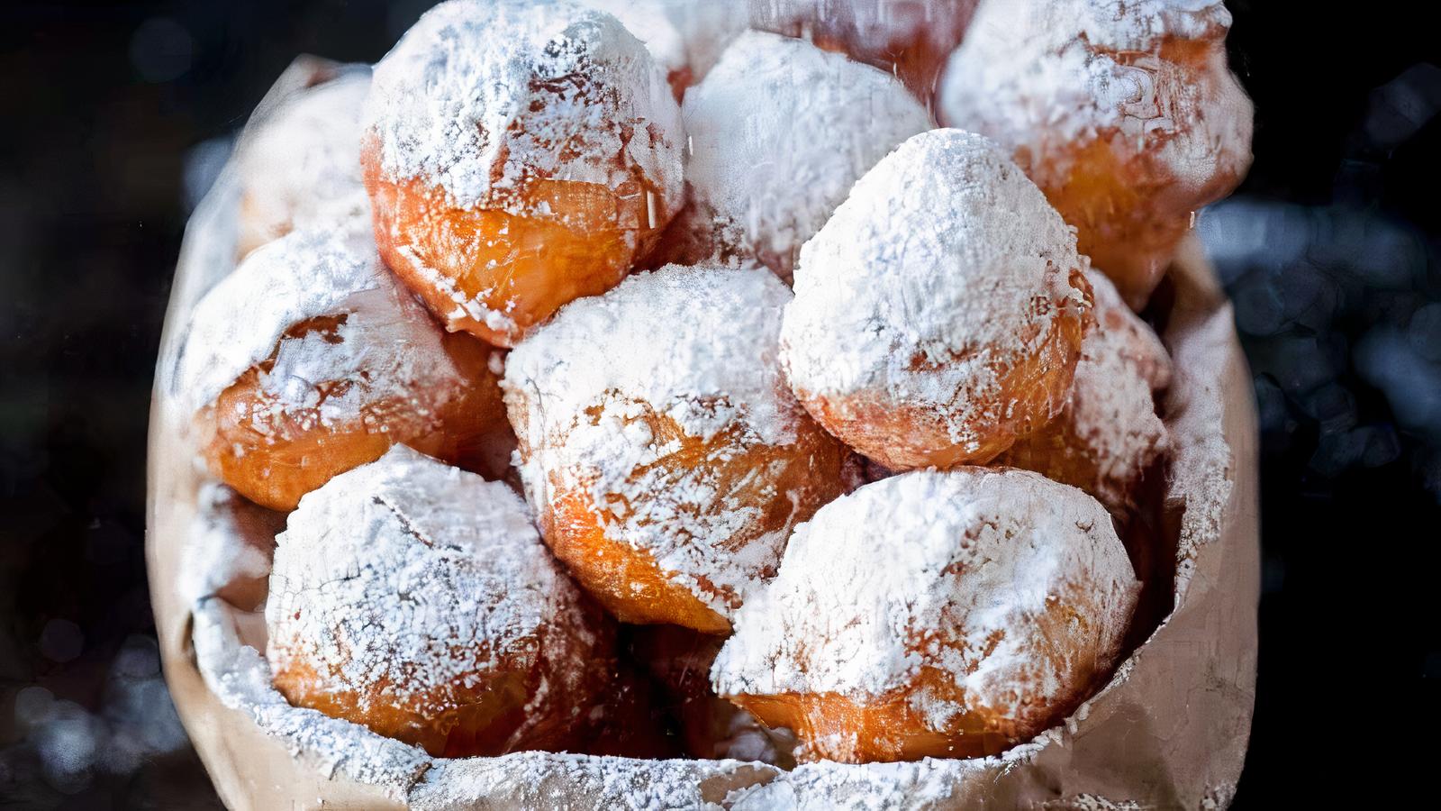 Zeppoles (12 per order)