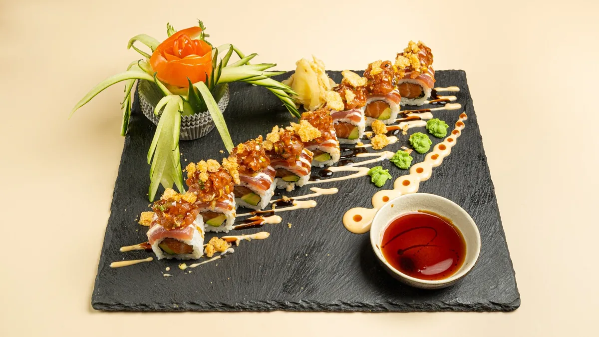 Sp14. Hayaku Spezial Roll