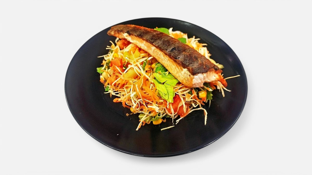 Losos obrok salata