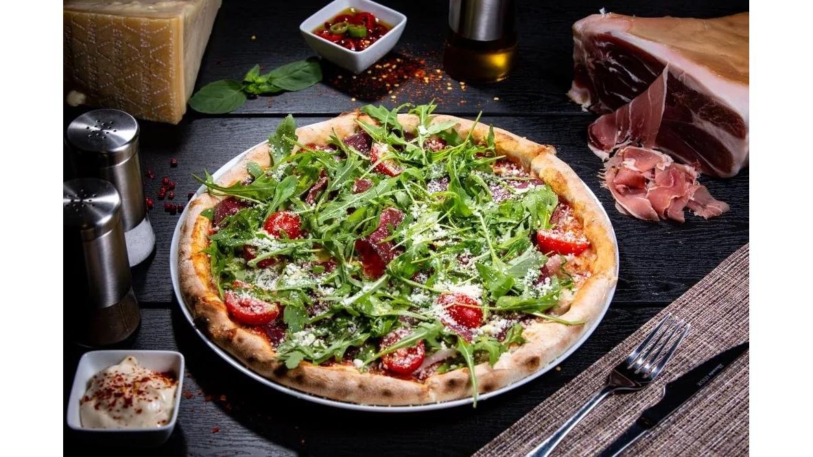 Pizza Bresaola