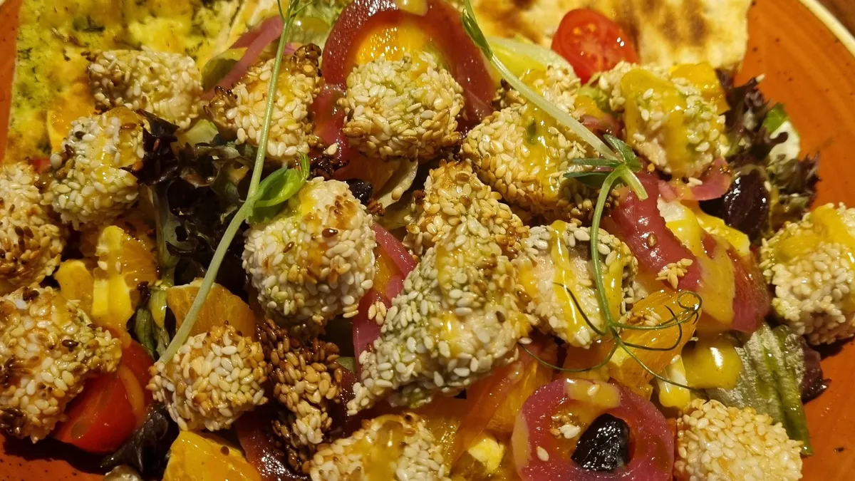 LOSOS SALATA