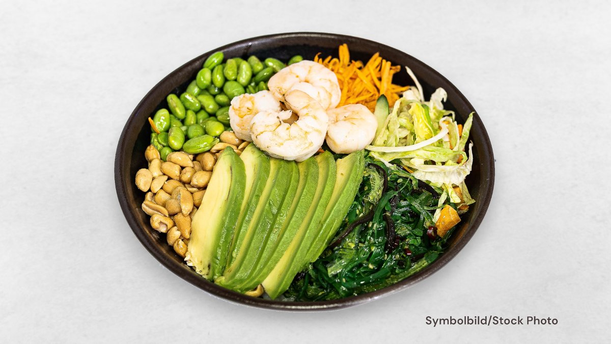 Poke Bowl mit Garnelen