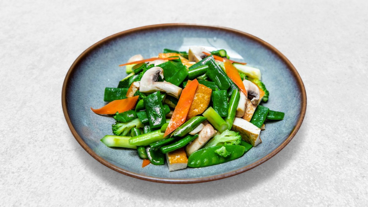 Tofu and Gemüse Bowl