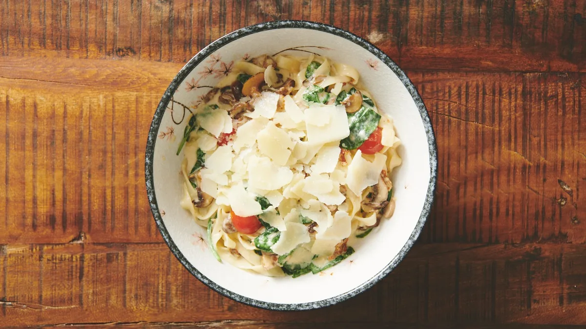 Frisk pasta vegetar (V)