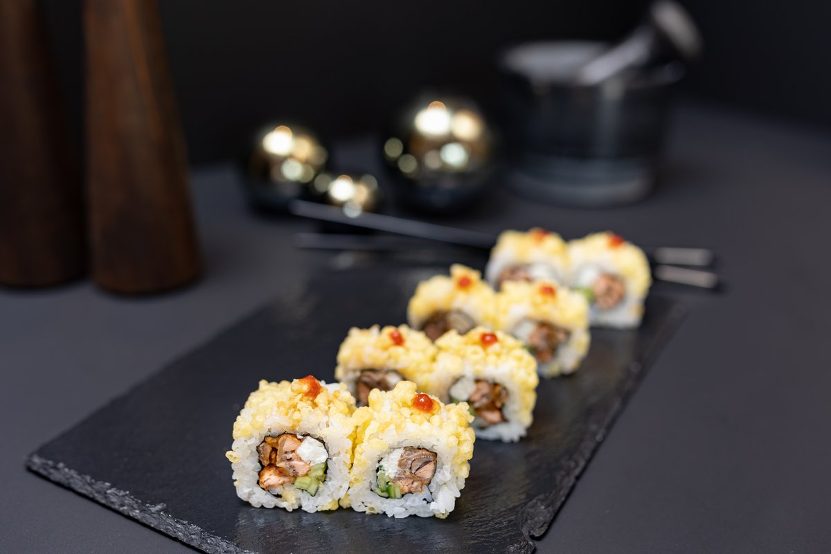 Crispy Salmon Roll
