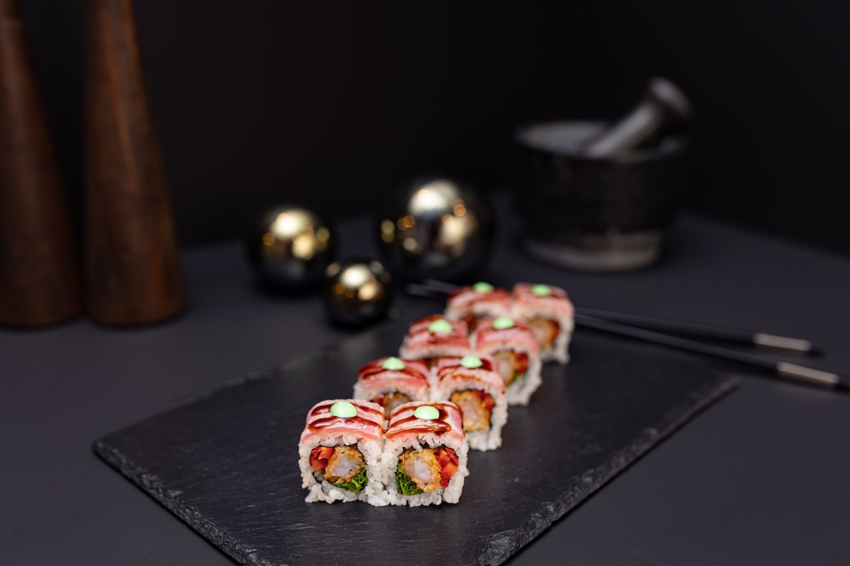 Flamed tuna roll