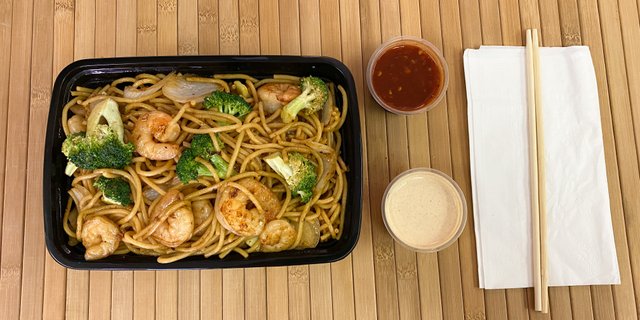 Shrimp w/ Noodles