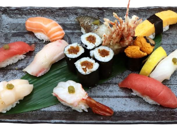 *FUMI PREMIUM SUSHI (1OPCS)