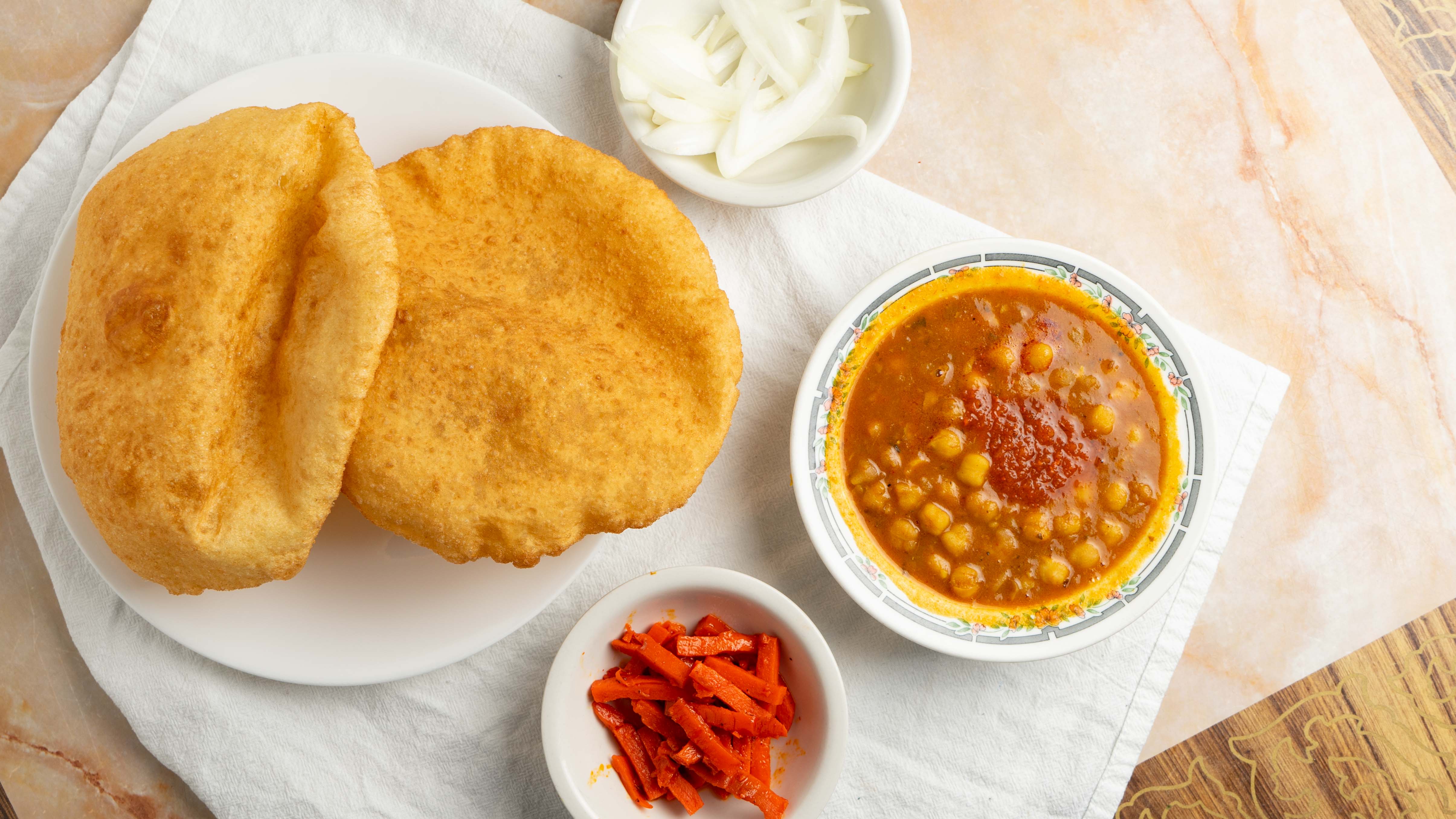 Cholay Bhatura
