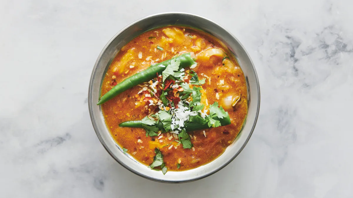 26. Chicken Madras 🌶  og Ris