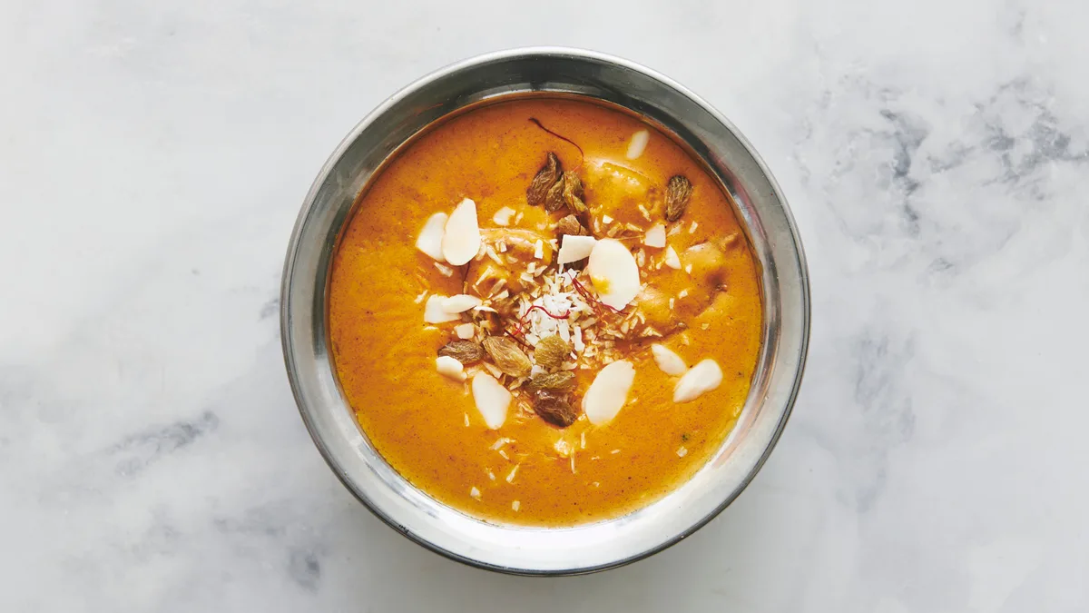 34. Lamb Korma Mughlai og Ris