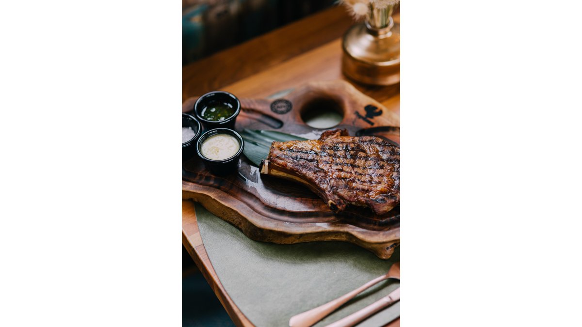 U.S.A. grain-fed rib-eye on the bone