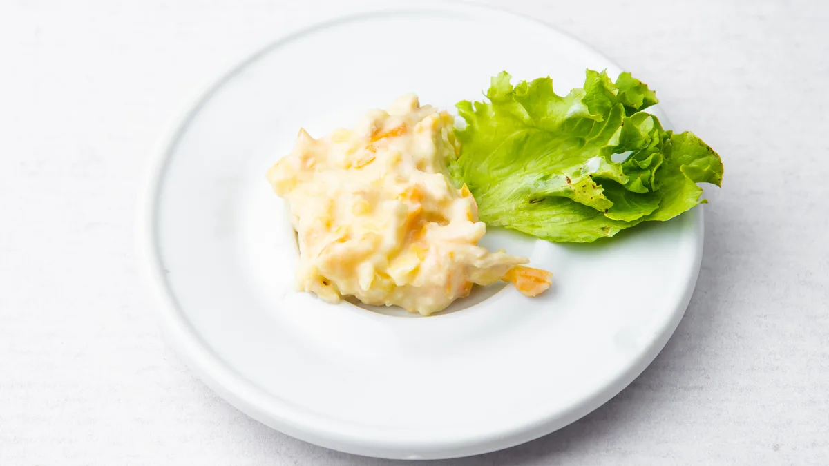 Pileća salata 1kg