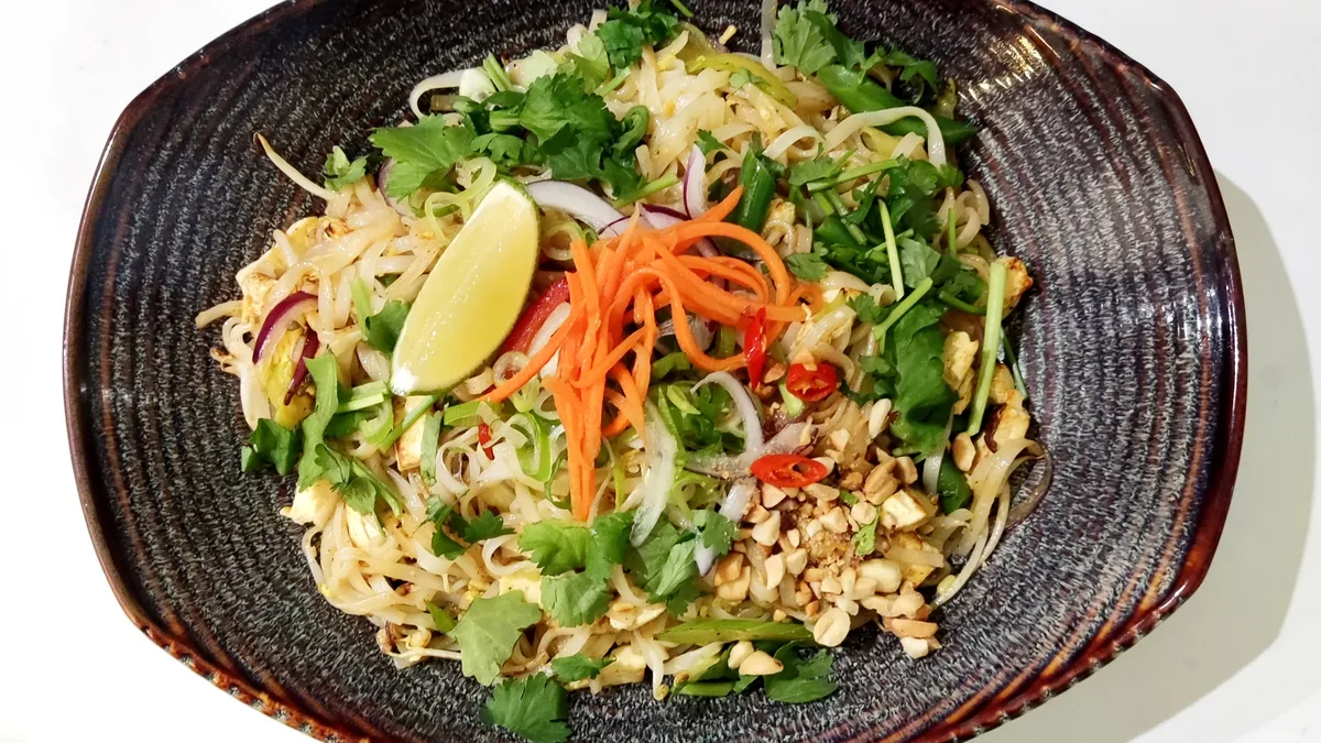 PAD THAI široké ryžové rezance (OBľÚBENÉ)