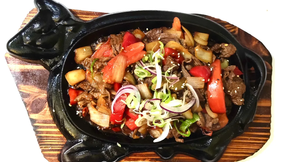 Pikantný Hovädzí Luc-Lac  (OBĽÚBENÉ)-150g 🌶️🌶️