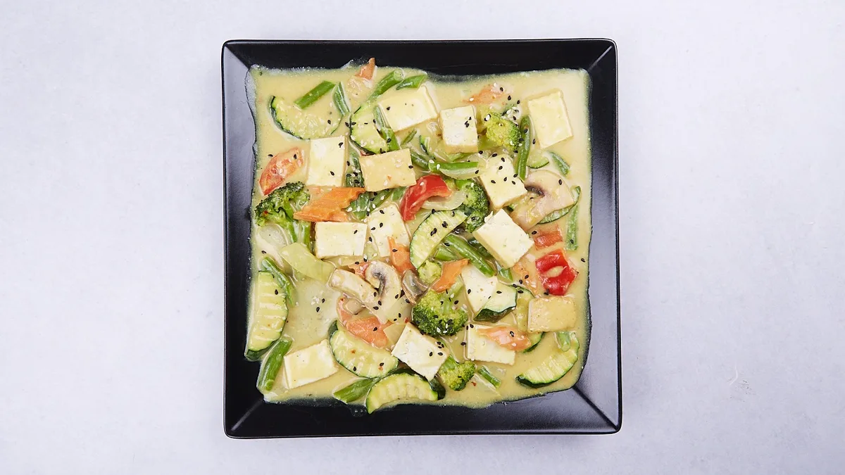 Tofu s kokosovým mliekom a kari ( OBĽÚBENÉ )