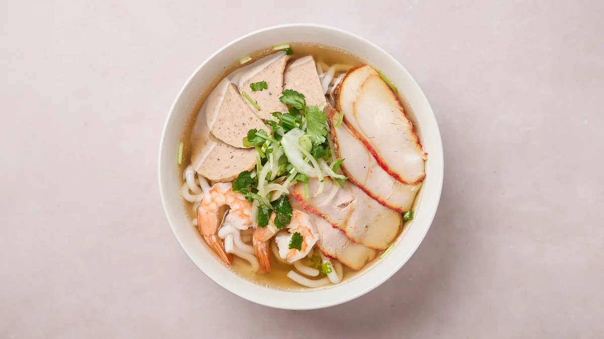 11. Bánh Canh Thập Cẩm