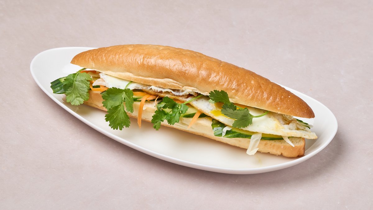 19. Bánh Mì Ốp La