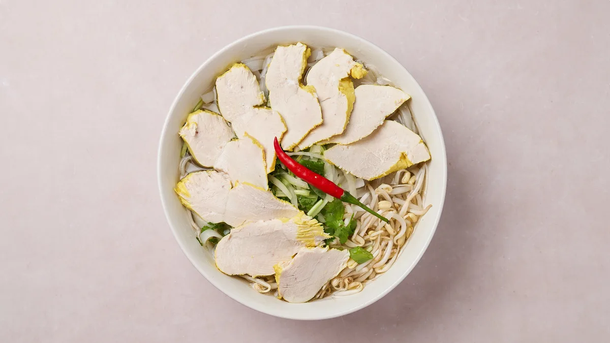 2. Phở Gà