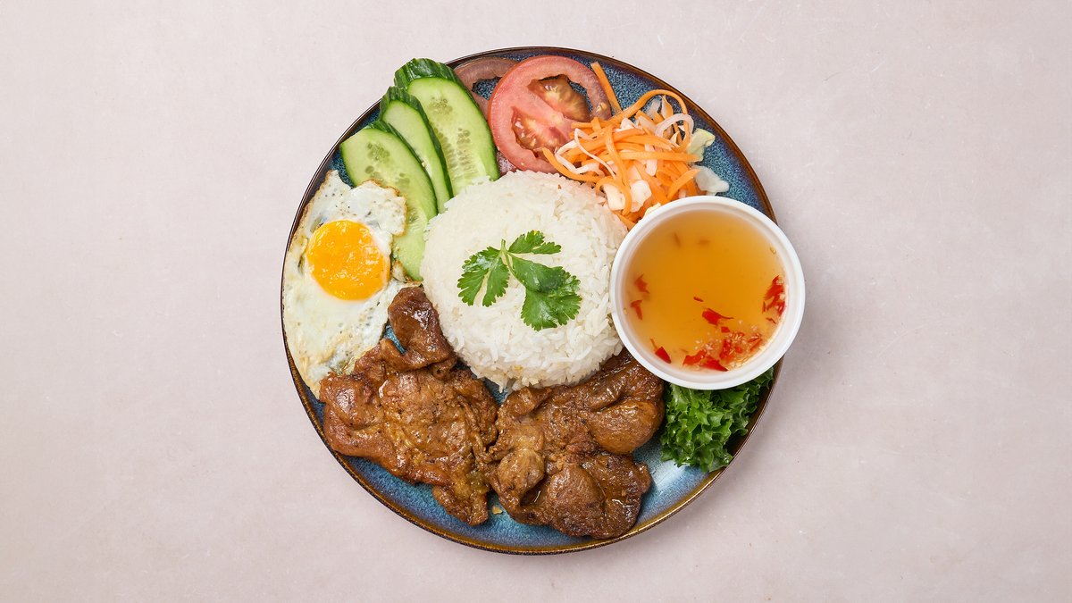 31. Com Sườn