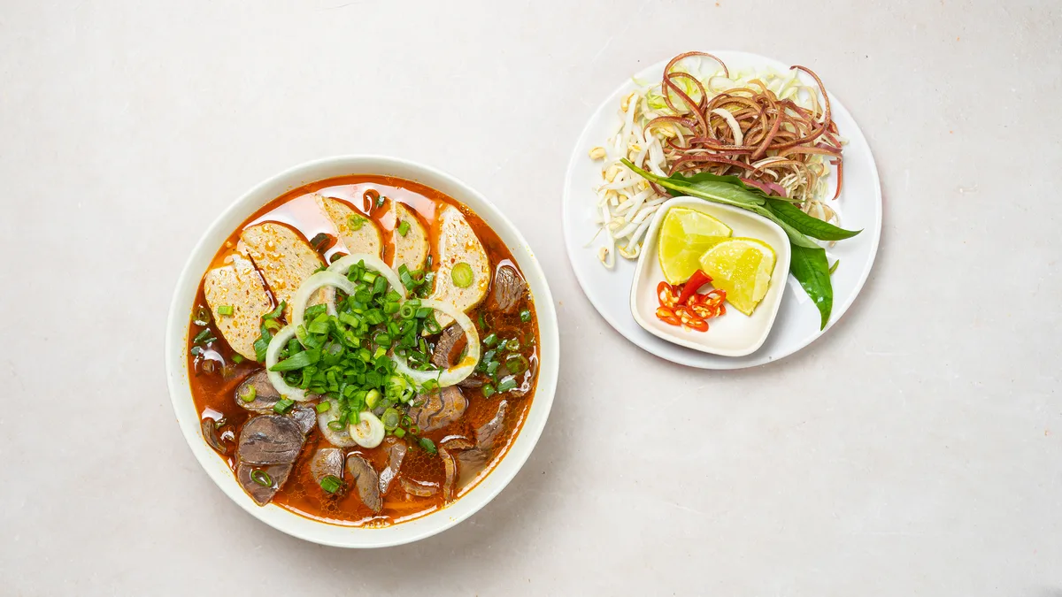 5. Bún Bò Huế