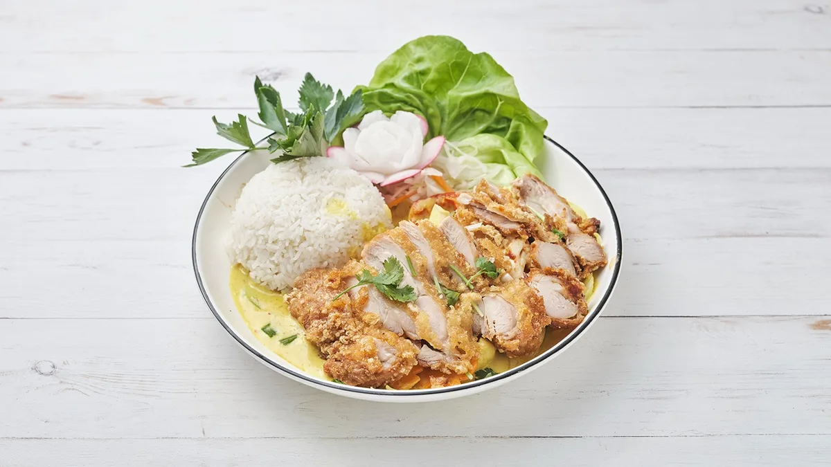 81. Yellow curry chicken / Sárga curry csirke