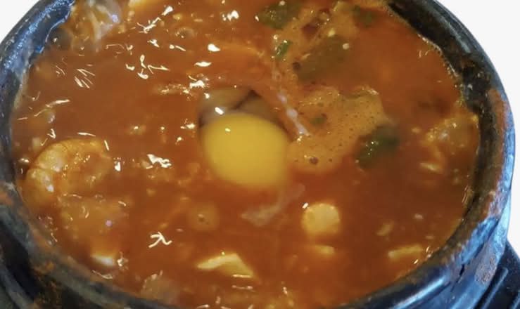 T1. Hodori Special Soon Tofu Soup