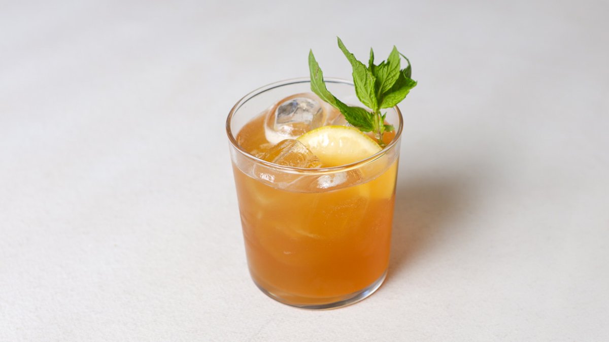 Black Tea Lemonade