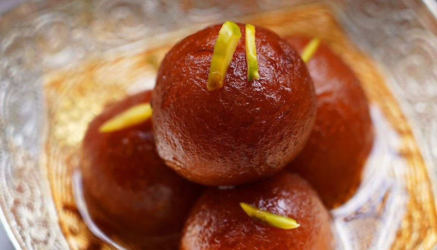 Gulab Jamun (Warm)