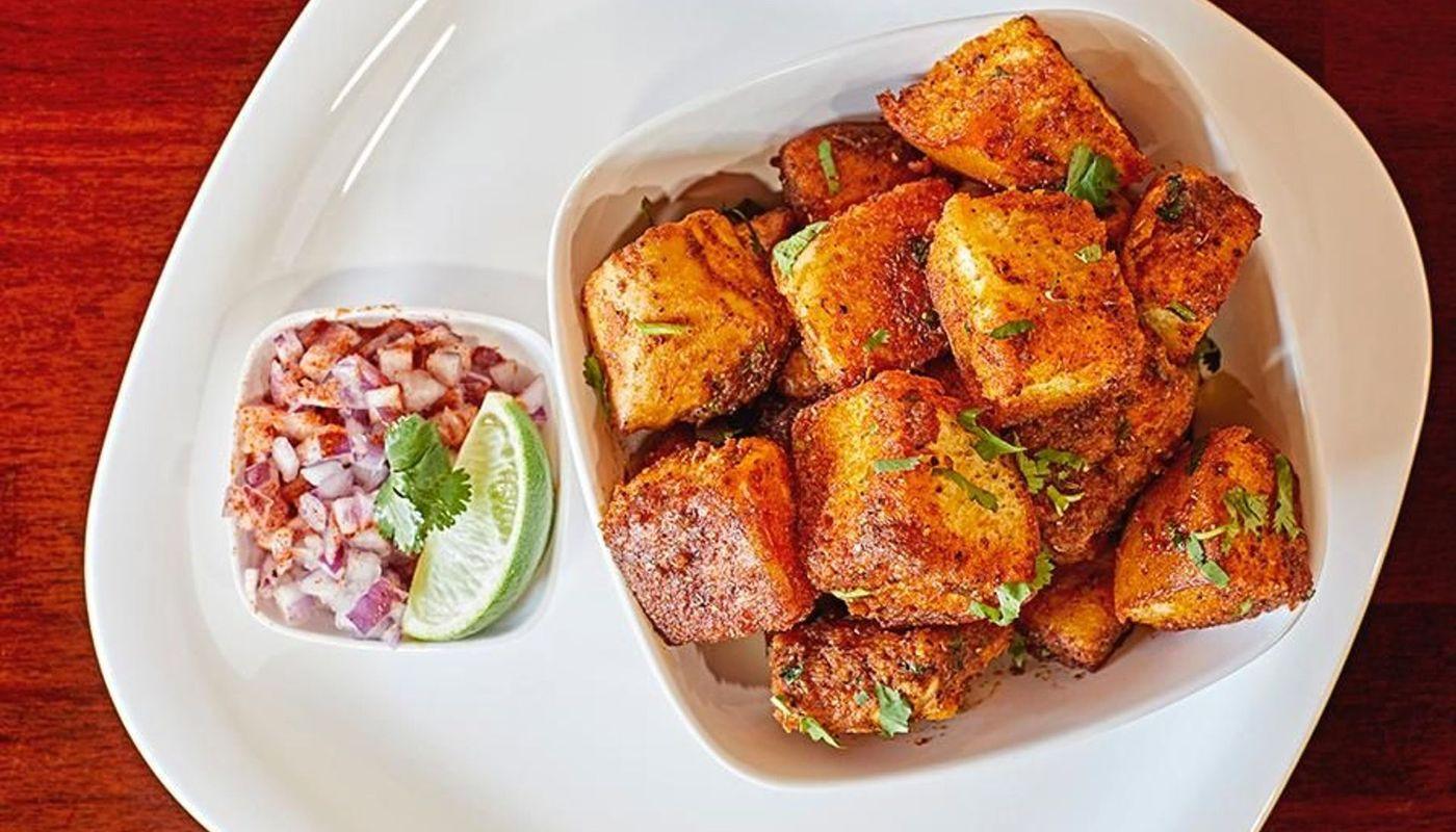 Masala Pav W/ Bhaji