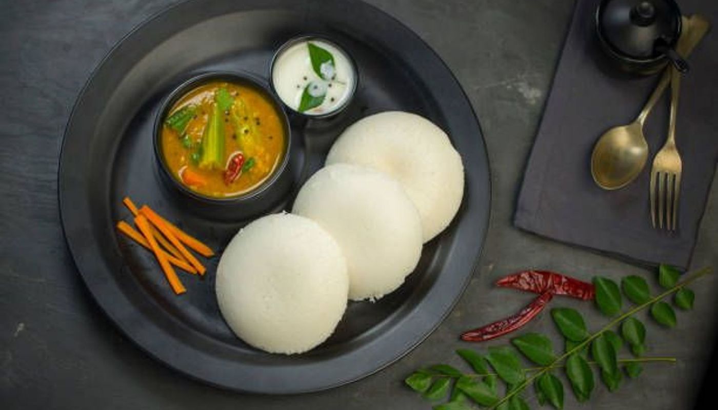Plain Idli W/ Sambhar and Chutney