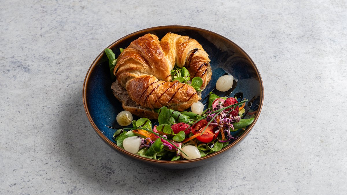 Delux Croissant